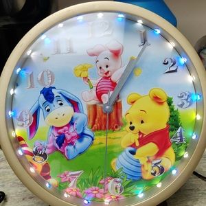 Winnie the Pooh led clock.